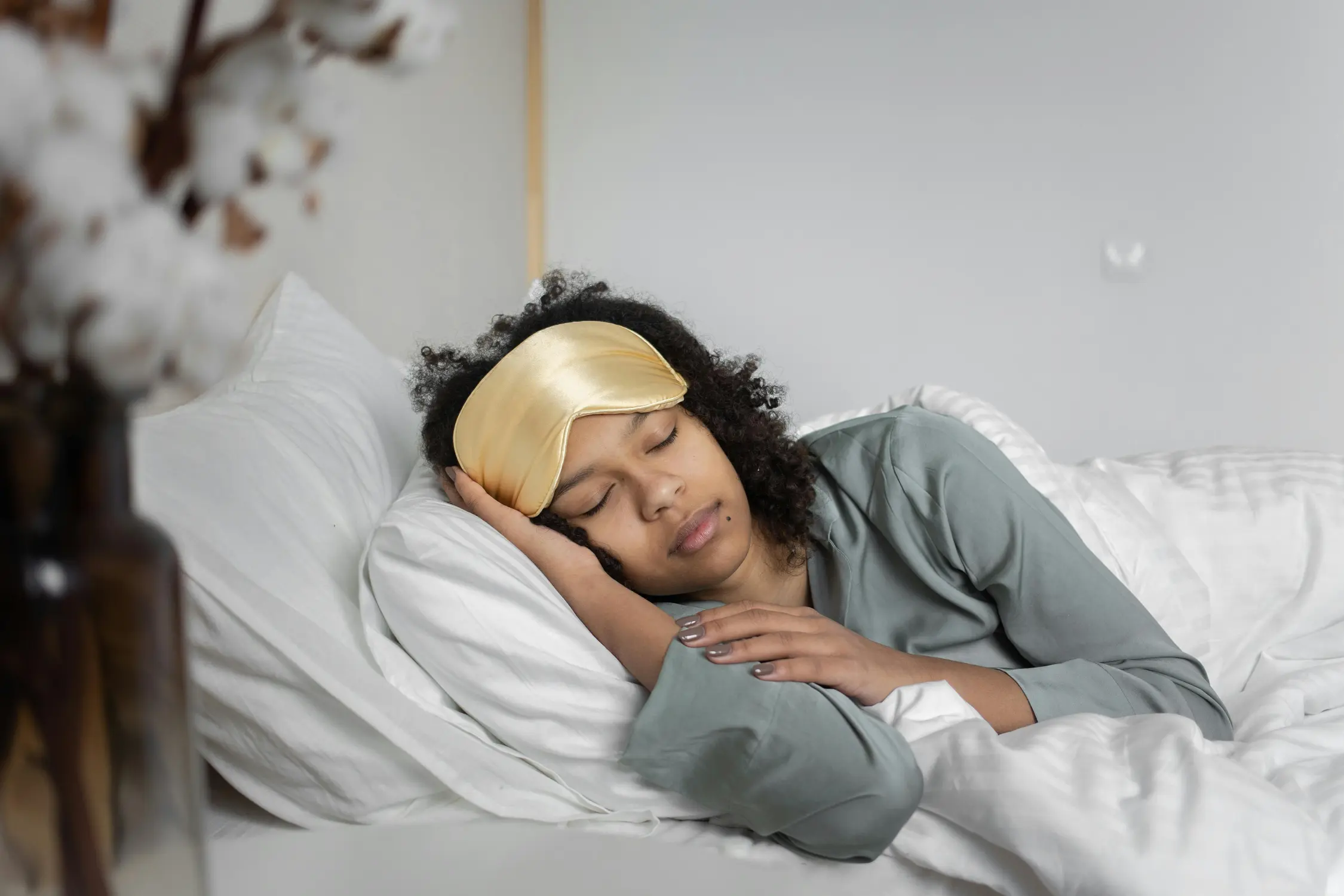 Does Better Sleep Help With Weight Loss? What the Research Actually Says
