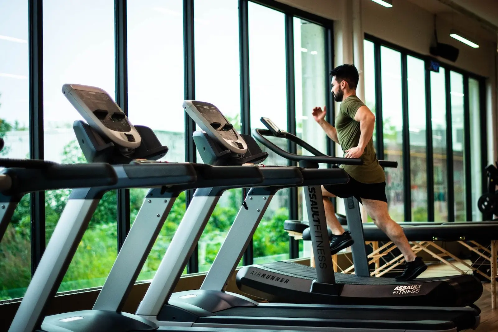 What is Fasted Cardio? Pros and Cons of Working Out on Empty