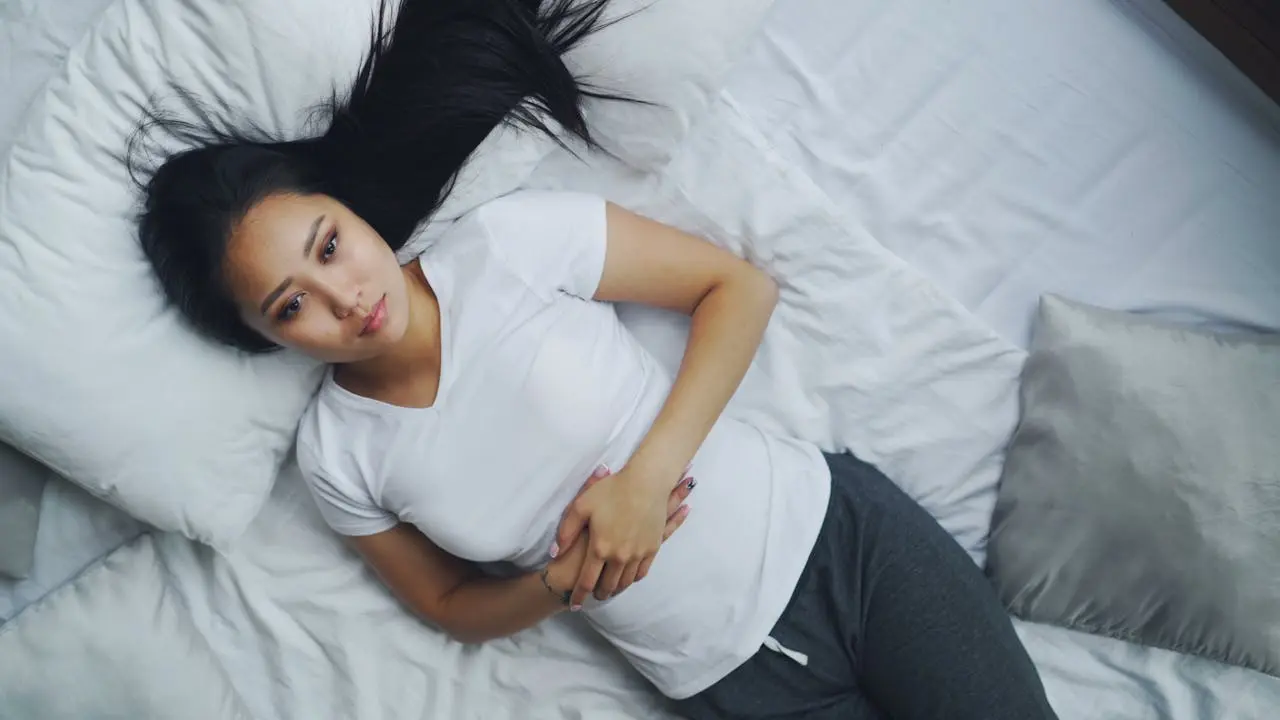 Why Does My Stomach Feel Heavy and Bloated? Causes, Relief, and When to Get Checked